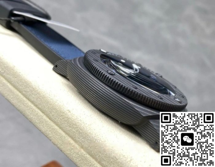 Replica Panerai Submersible PAM01563 VS Factory Carbon fiber case - Image 4
