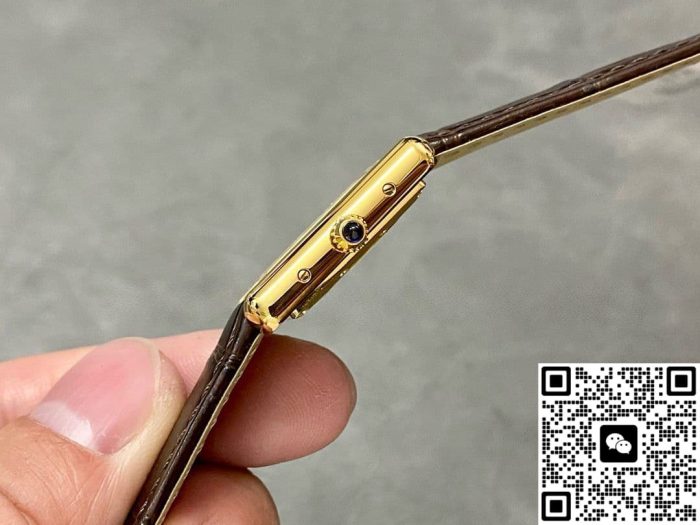 Replica Cartier Tank W1529856 F1 Factory Dark brown strap - Image 4