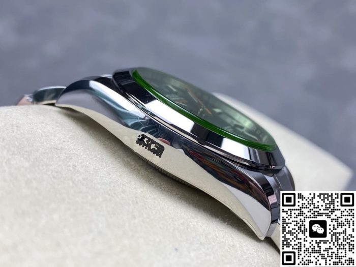 Replica Rolex Magnet M116400GV-0002 VS Factory Blue Dial - Image 5