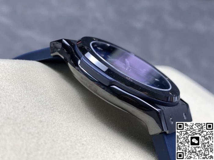 Replica Hublot Classic Fusion 542.CM.7170.RX JJZ Factory Rubber strap - Image 6