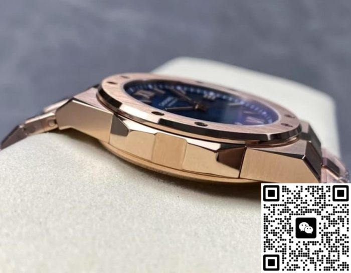 Replica Chopard Snow Mountain Pride 295363-5001 GH Factory Glacier blue dial - Image 8