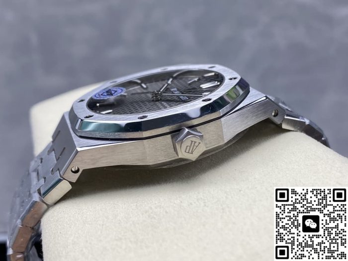 Replica Audemars Piguet Royal Oak 15500ST.OO.1220ST.02 APS Factory Stainless Steel - Image 7