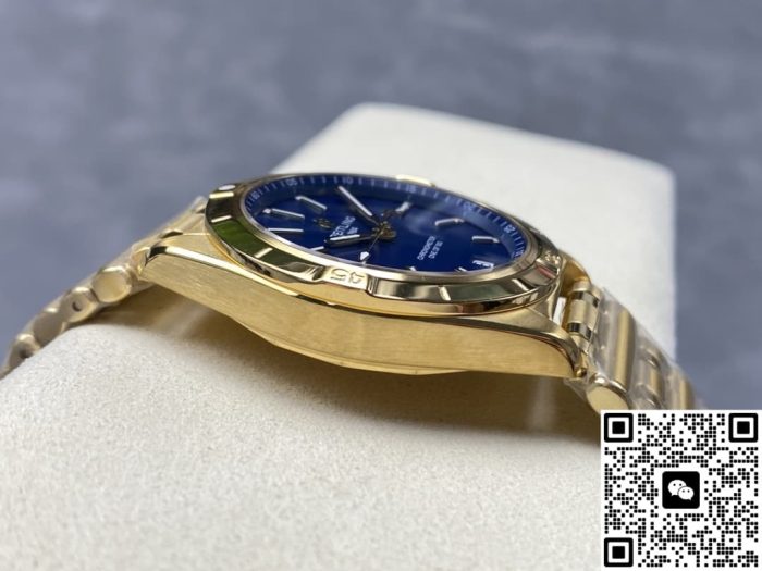 Replica Breitling Chronomat K103801A1C1K1 BLS Factory Blue Dial - Image 8
