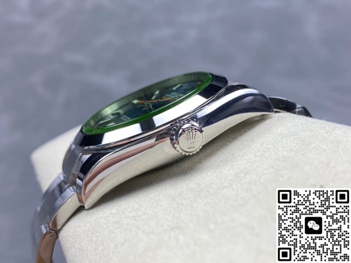 Replica Rolex Magnet M116400GV-0002 VS Factory Blue Dial - Image 4