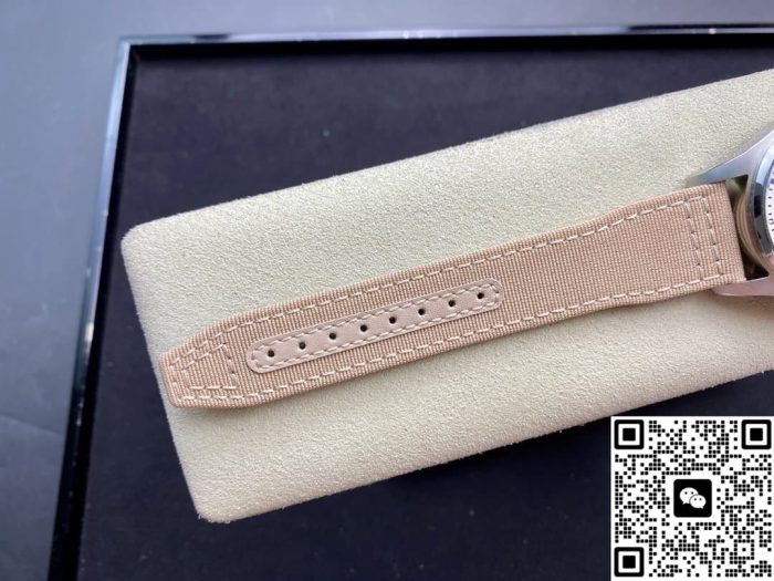 Replica IWC Pilot’s IW327017 V7 Factory V2 Beige dial - Image 6