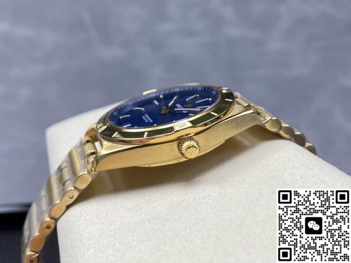 Replica Breitling Chronomat K103801A1C1K1 BLS Factory Blue Dial - Image 7