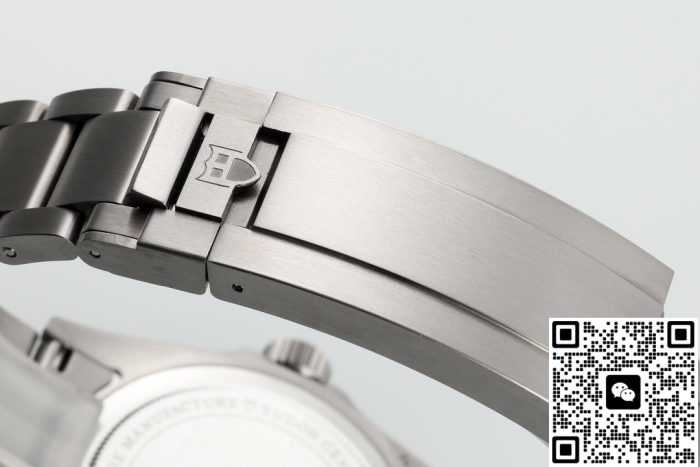 Replica Tudor Black Bay M25407N-0001 ZF Factory Titanium - Image 9