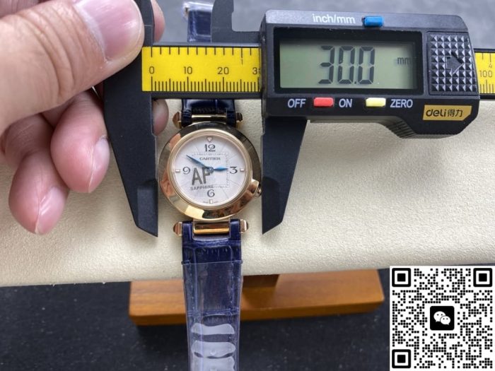 Replica Cartier Pasha WGPA0018 AF Factory Pearlescent guilloché dial - Image 9