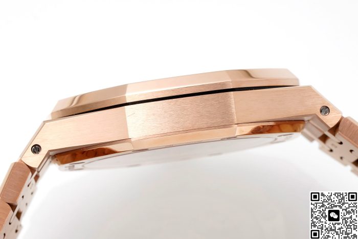 Replica Audemars Piguet Royal Oak 15510OR.OO.1320OR.04 APS Factory Date display - Image 5