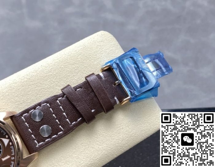 Replica IWC pilot IW515204 TW Factory Power reserve indicator - Image 9