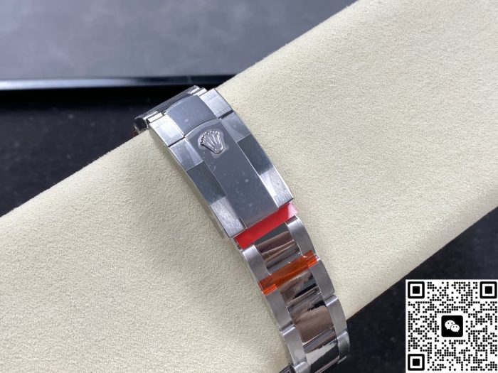 Replica Rolex Datejust m126200-0024 VS Factory Date display - Image 9