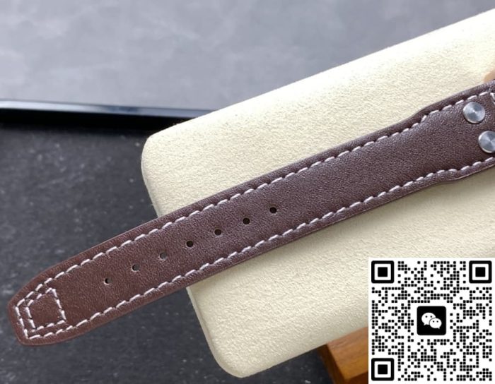 Replica IWC pilot IW515204 TW Factory Power reserve indicator - Image 10