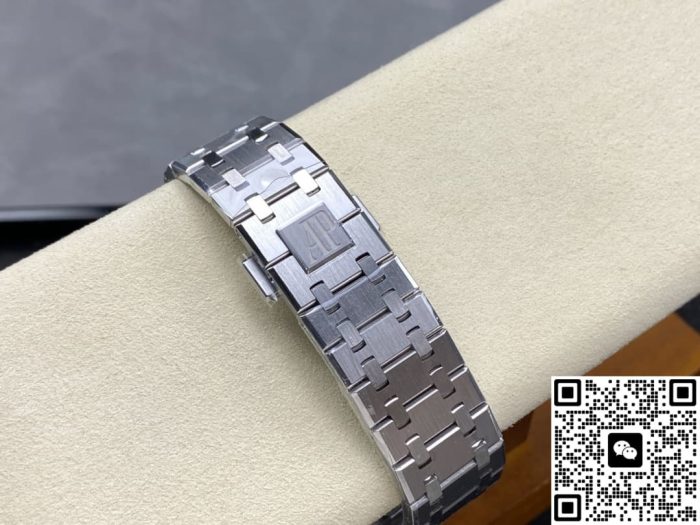 Replica Audemars Piguet Royal Oak 26240ST.OO.1320ST.07 APS Factory Silver dial - Image 10