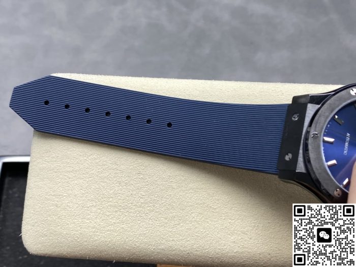 Replica Hublot Classic Fusion 542.CM.7170.RX JJZ Factory Rubber strap - Image 11