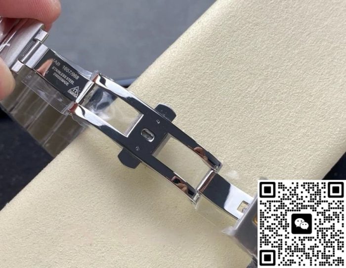 Replica Omega Constellation 123.20.35.20.02.004 M+ Factory date display - Image 8