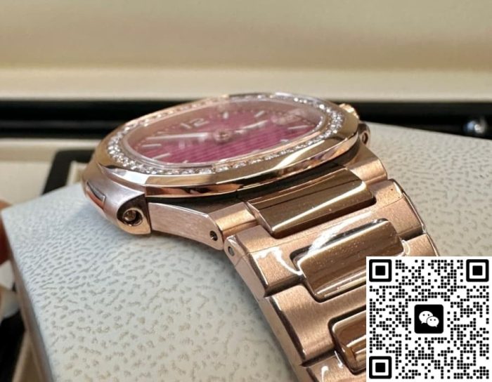 Replica Patek Philippe Nautilus 7010/1R-013 GR Factory Purple dial - Image 9