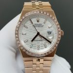 Replica Rolex Land-Dweller 127385TBR-0003 Date display