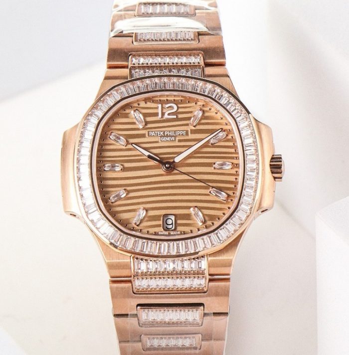 Replica Patek Philippe Nautilus 7014-1R-001 GR Factory Square dial - Image 1