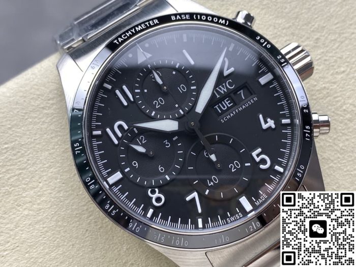 Replica IWC Pilot IW388304 BLS Factory Weekly display - Image 2