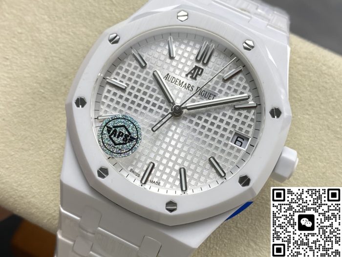 Replica Audemars Piguet Royal Oak 15500 APS Factory Silver dial - Image 4