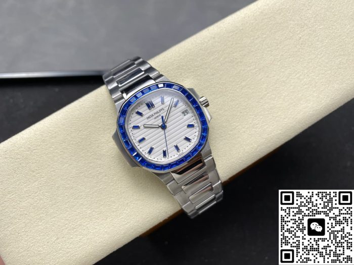 Replica Patek Philippe Nautilus 5711 GR Factory Diamond bezel - Image 6
