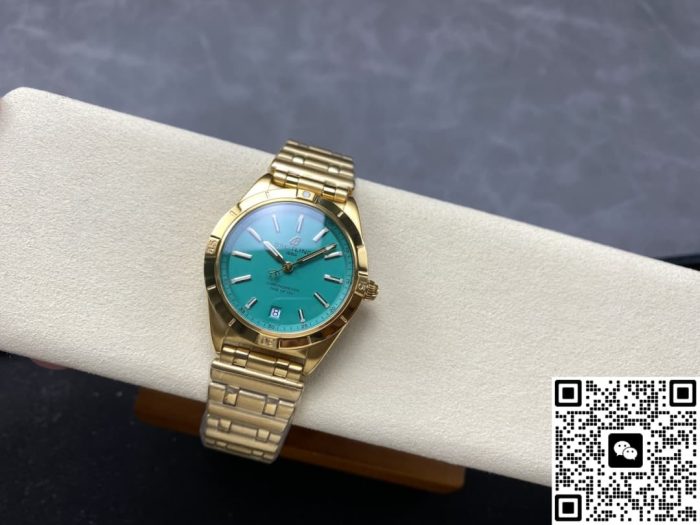 Replica Breitling Chronomat K103801A1L1K1 BLS Factory Mint green dial - Image 7