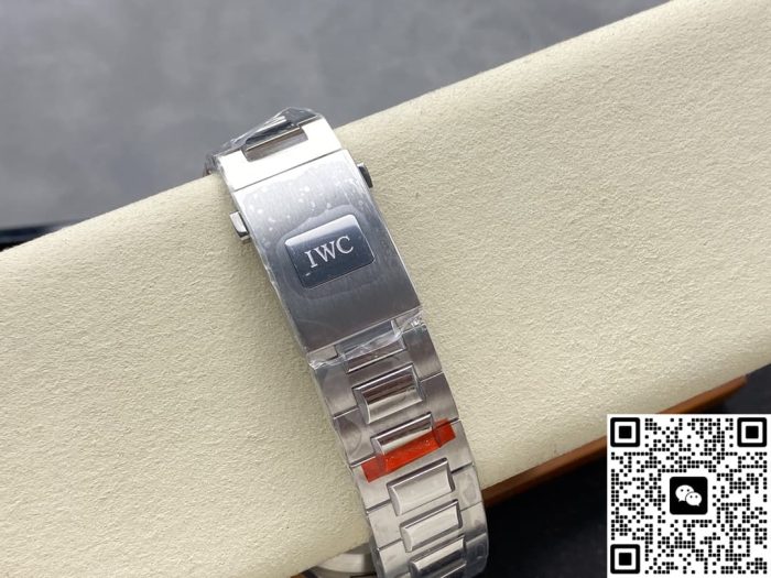 Replica IWC Pilot IW388304 BLS Factory Weekly display - Image 8