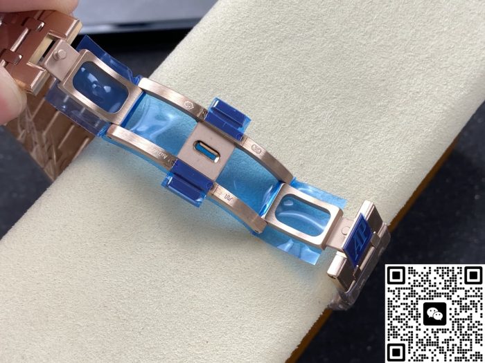 Replica Audemars Piguet Royal Oak 26240OR.OO.1220OR.01 APS Factory Date display - Image 10