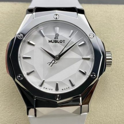 Replica Hublot Classic Fusion 550.NS.2200.RW.ORL20 HB Factory Rubber Strap
