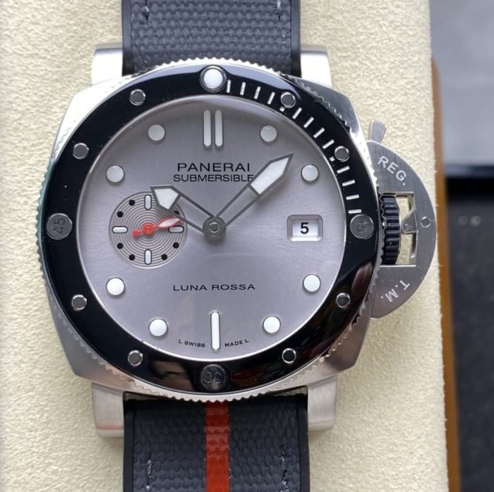 Replica Panerai Submersible PAM01681 VS Factory Ceramic bezel - Image 1