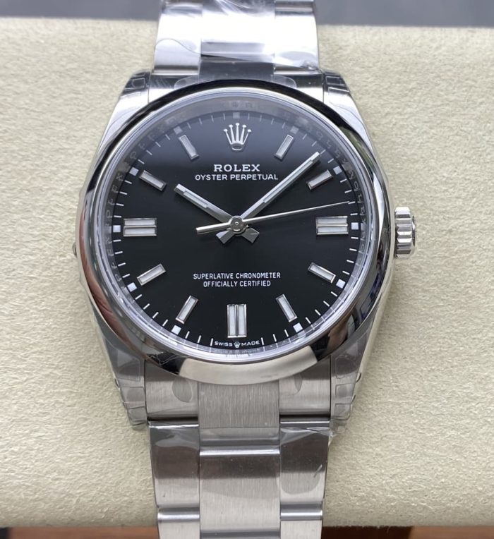 Replica Rolex Oyster Perpetual 126000-0014 VS Factory Oystersteel - Image 1