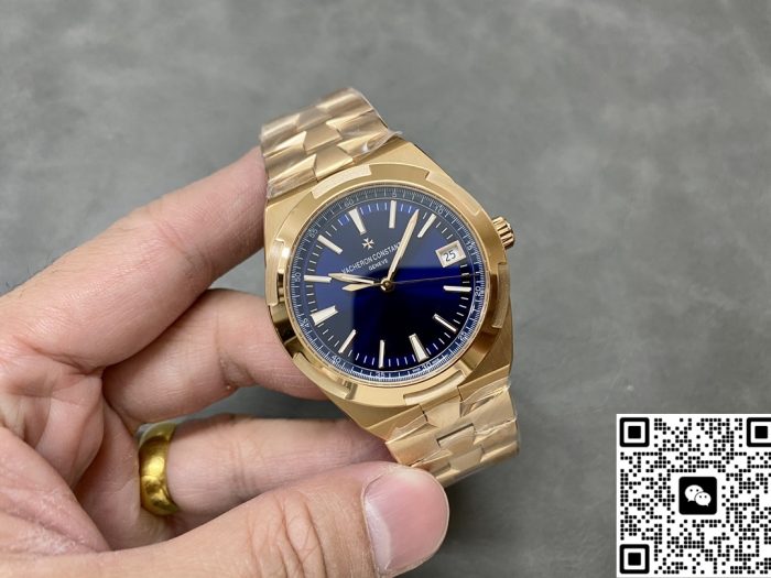 Replica Vacheron Constantin Overseas 4500V-210R-B705 PPF Factory Date display - Image 4
