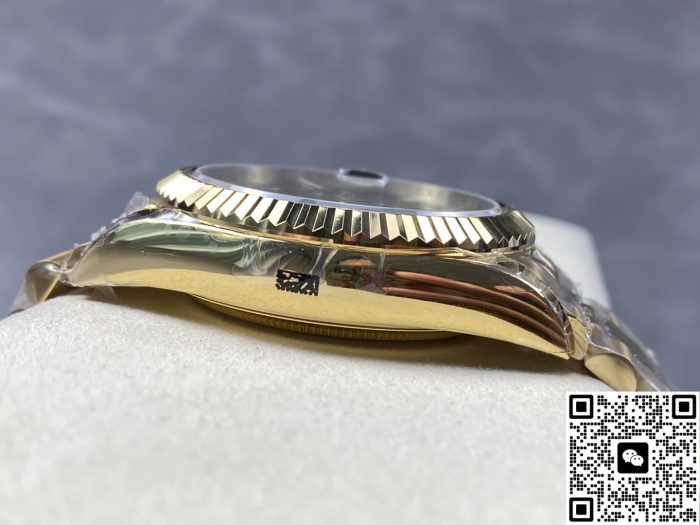Replica Rolex Sky-Dweller M336938-0008 NOOB Factory Green Dial - Image 7