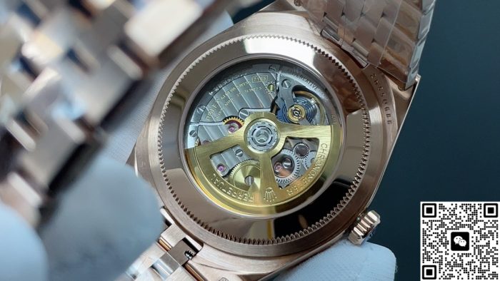 Replica Rolex Land-Dweller 127335-0001 Rose gold - Image 6
