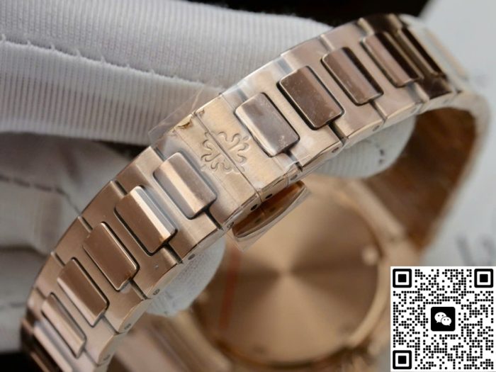 Replica Patek Philippe Nautilus 7010R GR Factory Pink dial - Image 10