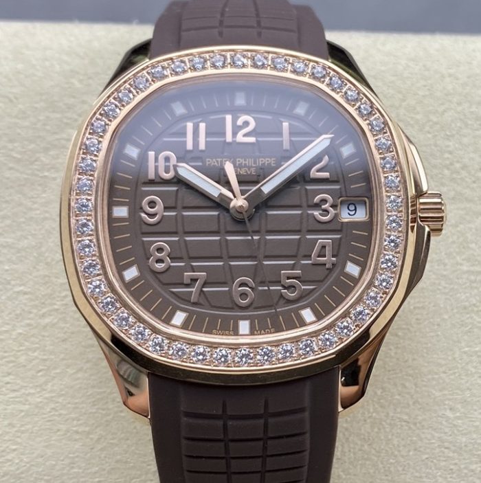 Replica Patek Philippe AQUANAUT 5268/200R-010 GR Factory Taupe Dial - Image 1