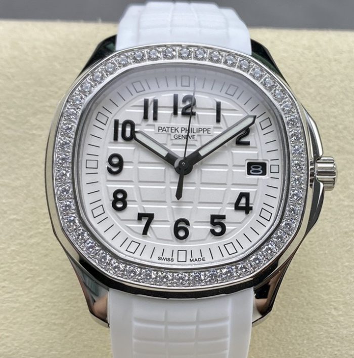 Replica Patek Philippe AQUANAUT 5267/200A-010 GR Factory White dial - Image 1