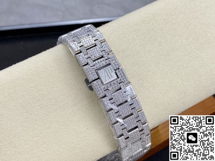 Replica Audemars Piguet Royal Oak 15400ST.010 AMG Factory Silver dial - Image 6