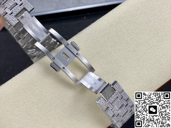 Replica Audemars Piguet Royal Oak 15400ST.010 AMG Factory Silver dial - Image 8