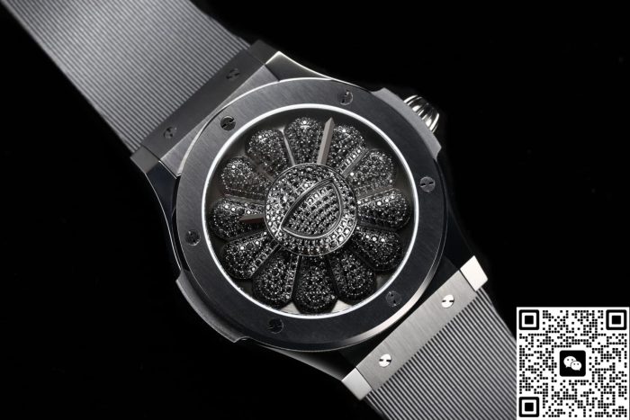 Replica Hublot Classic Fusion 507.CX.9000.RX.TAK22 grey ceramic case - Image 3