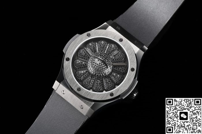 Replica Hublot Classic Fusion 507.CX.9000.RX.TAK22 grey ceramic case - Image 4
