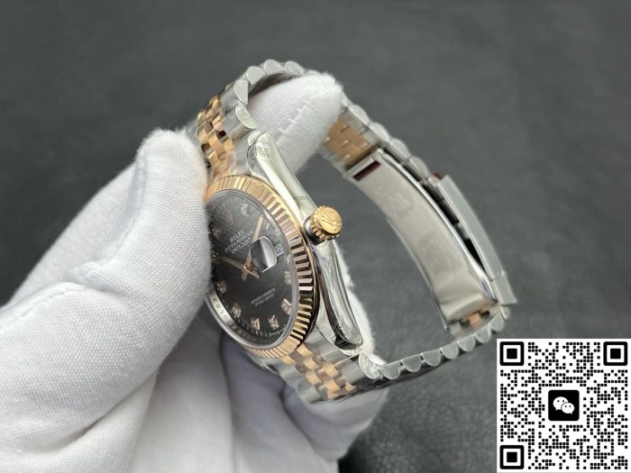 Replica Rolex Datejust m126231-0041 VS Factory Date display - Image 8
