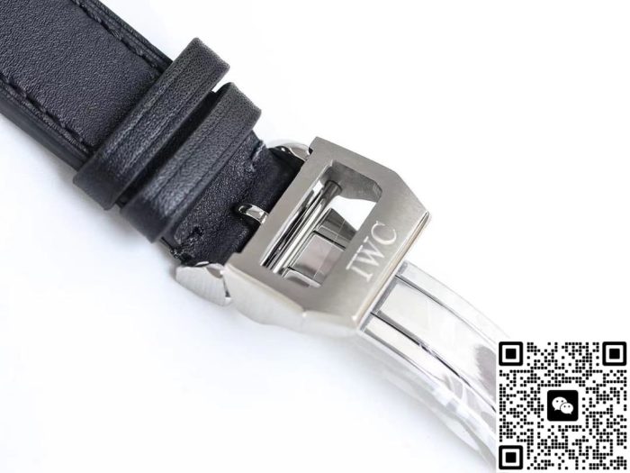Replica IWC Pilot IW503605 V9 Factory Blue dial - Image 9