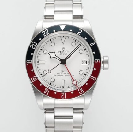 Replica Tudor Black Bay M79830RB-0010 ZF Factory Folding clasp