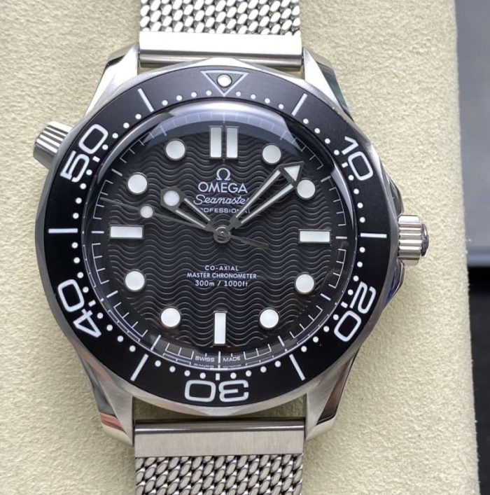 Replica Omega Seamaster 210.30.42.20.01.010 VS Factory Luminous hour markers - Image 1