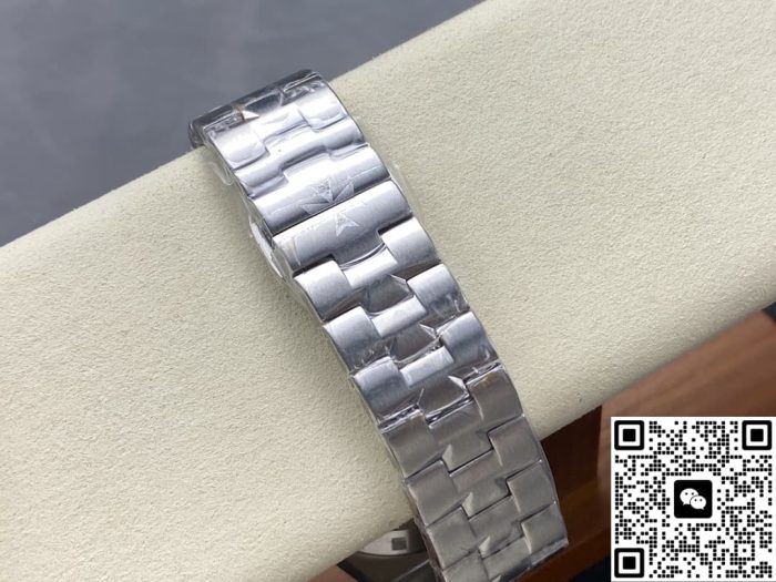 Replica Vacheron Constantin Overseas 4000V-B917 GR Factory Green dial - Image 9