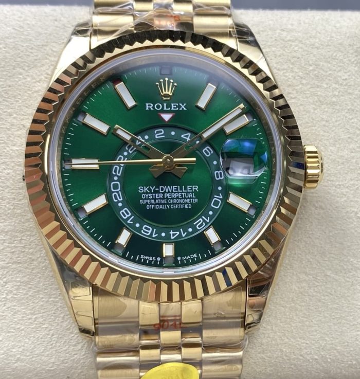 Replica Rolex Sky-Dweller M336938-0008 NOOB Factory Green Dial - Image 1