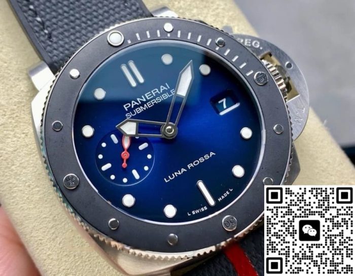 Replica Panerai Submersible PAM01565 VS Factory Stainless steel case - Image 2