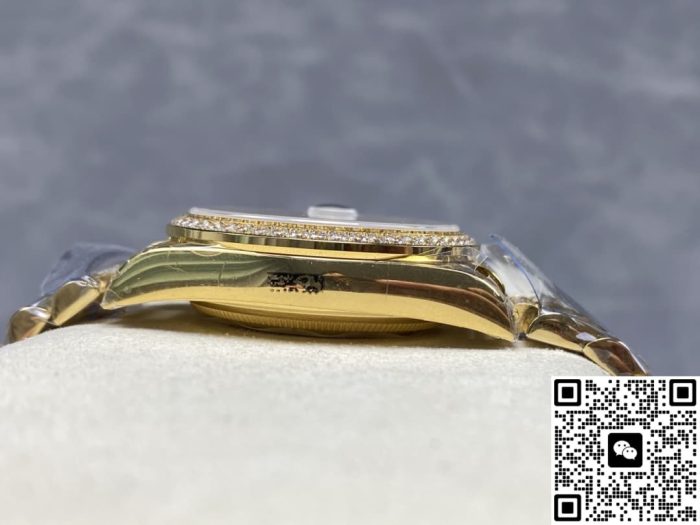 Replica Rolex Day-Date m128348rbr-0019 8+ Factory Diamond hour markers - Image 6