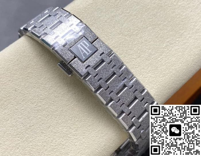 Replica Audemars Piguet Royal Oak 26240BC.GG.1324BC.01 OM Factory Flyback - Image 9